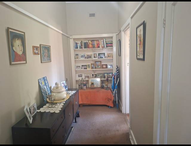 1.5 BEDROOM FREEHOLD FOR SALE IN PRIMROSE